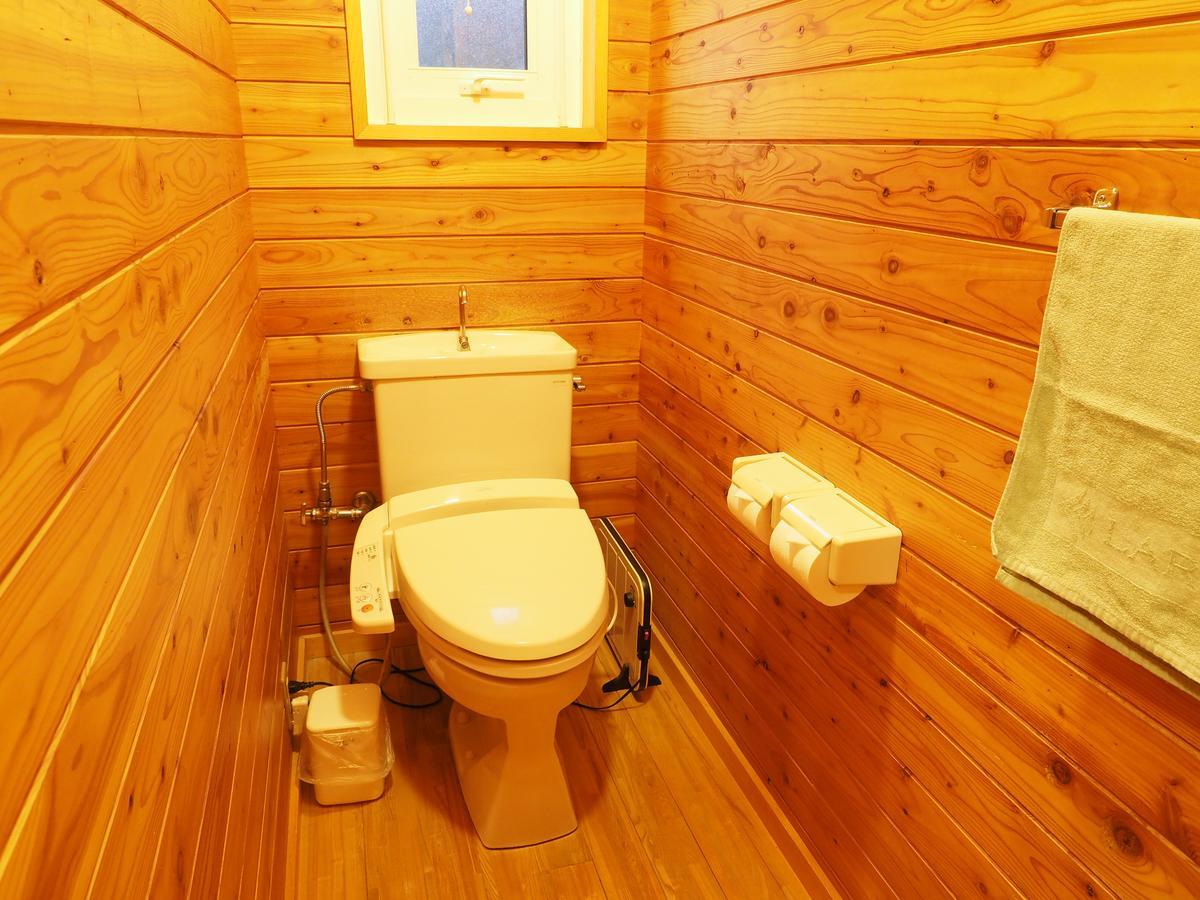 Log Hotel Larch Lake Kanayama Minamifurano Værelse billede