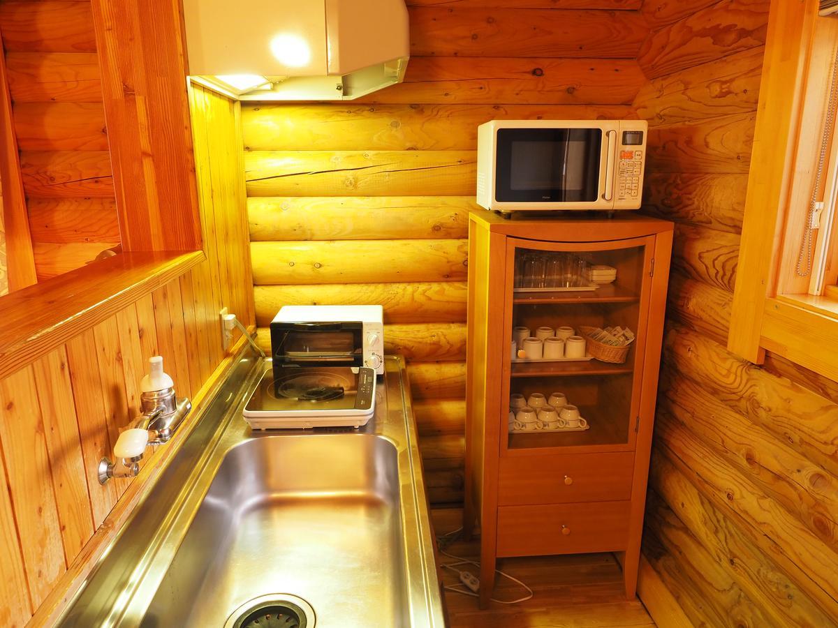 Log Hotel Larch Lake Kanayama Minamifurano Værelse billede