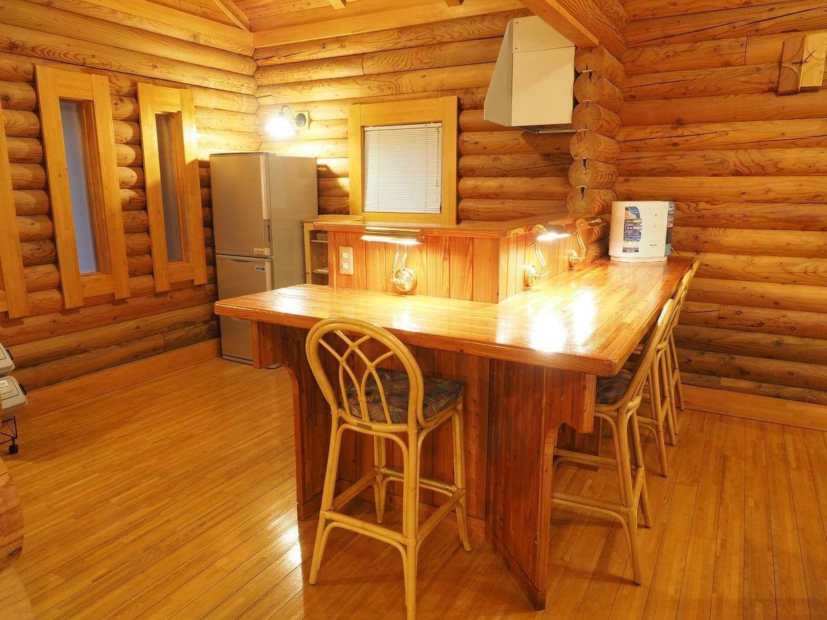 Log Hotel Larch Lake Kanayama Minamifurano Værelse billede